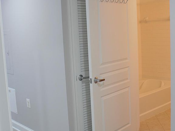 2nd image of 2451 Midtown Ave APT 717