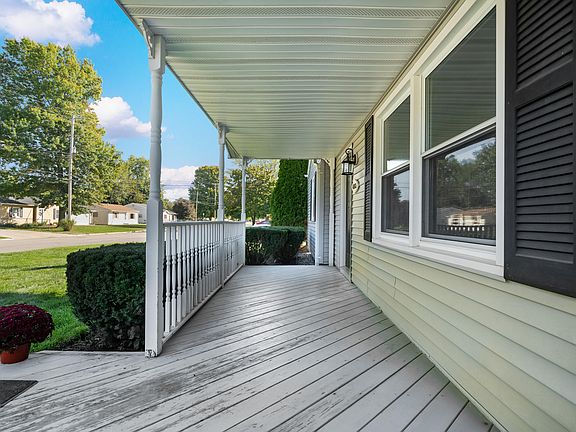 4th image of 4815 Westfield Ave