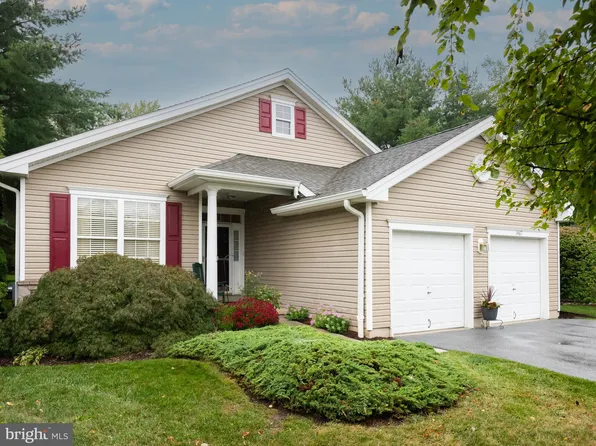 1467 Quaker Rdg #1467, West Chester, PA 19380