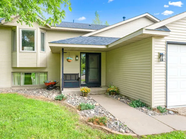 46645 Acacia Trl, Stanchfield, MN 55080