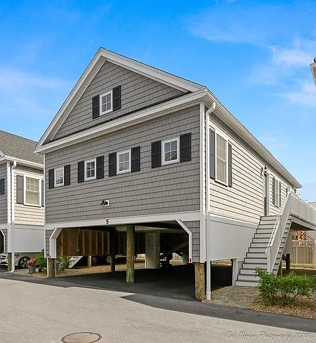 44 Railroad Ave Photo 1
