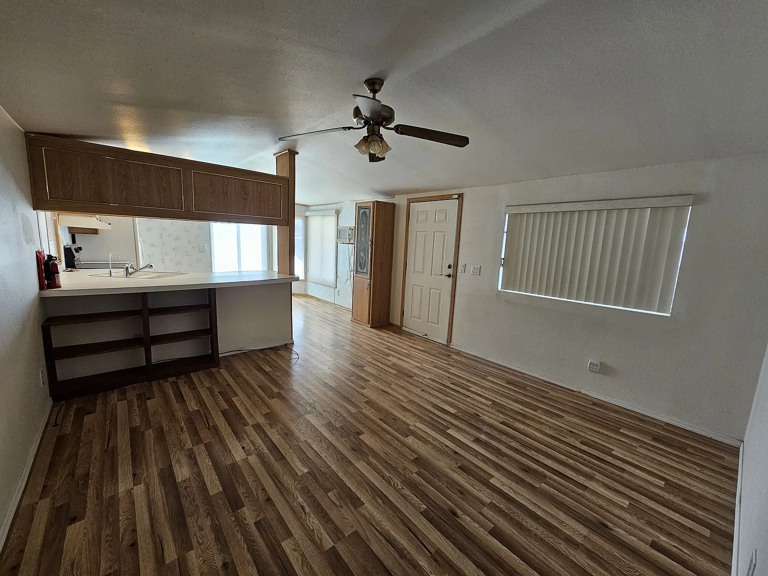 2 bed, 754 sqft, $1,150 — Photo 3