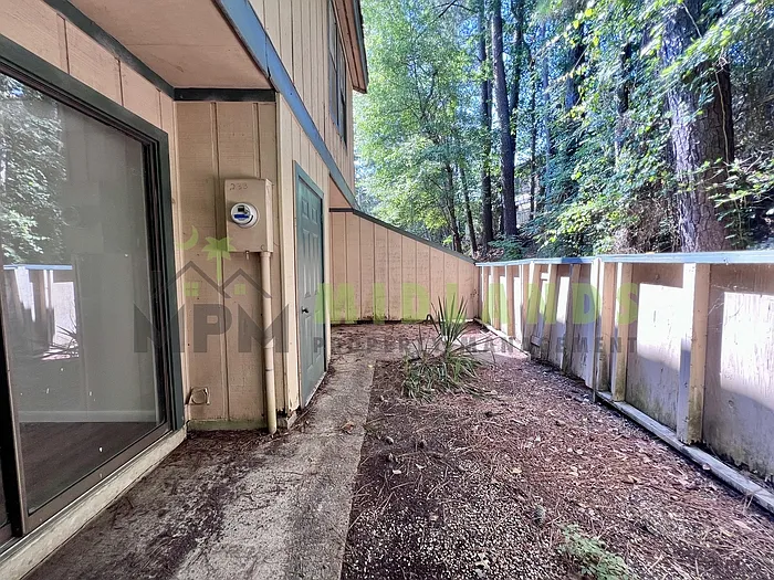 233 Timber Ct — Photo 23