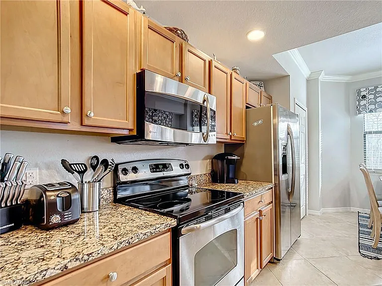9715 Acqua Ct #127 — Photo 13
