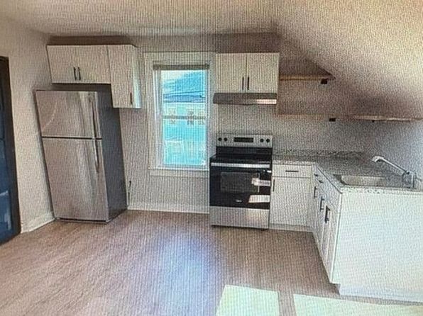 77 Mill St #2