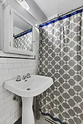 Rented by Cooper & Cooper Real Estate