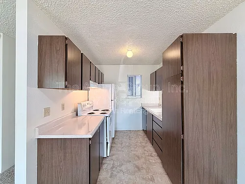 13325 SW 17th St Photo 1