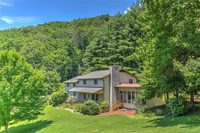 1st image of 292 Green Meadow Ln