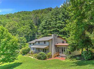 292 Green Meadow Ln, Mars Hill, NC 28754