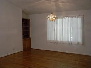 4th image of 45 Meador Dr