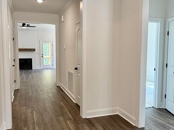 4th image of 1554 S Big Woods Road