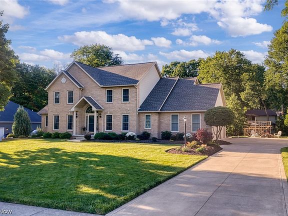 2nd image of 4549 Ridge Crest Dr