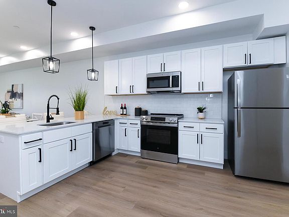 5th image of 100 Aura Rd APT 110