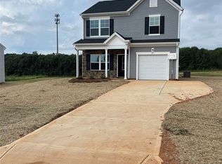 118 Red Cedar Ln #4, Statesville, NC 28625