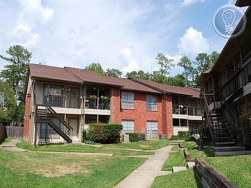 5th image of 300 Scarborough Dr