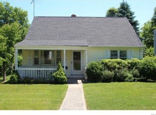 545 Old Stratfield Rd, Fairfield, CT 06825