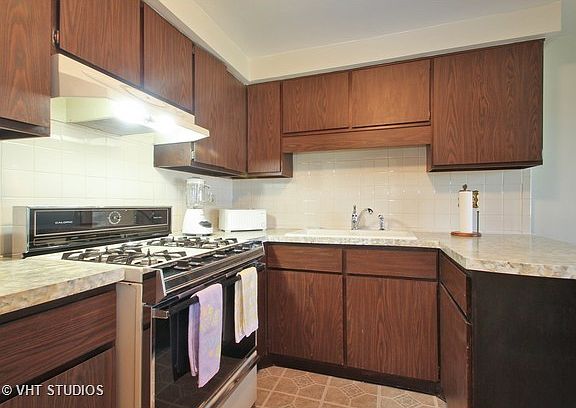 4th image of 8855 N Chester Ave APT 1NE