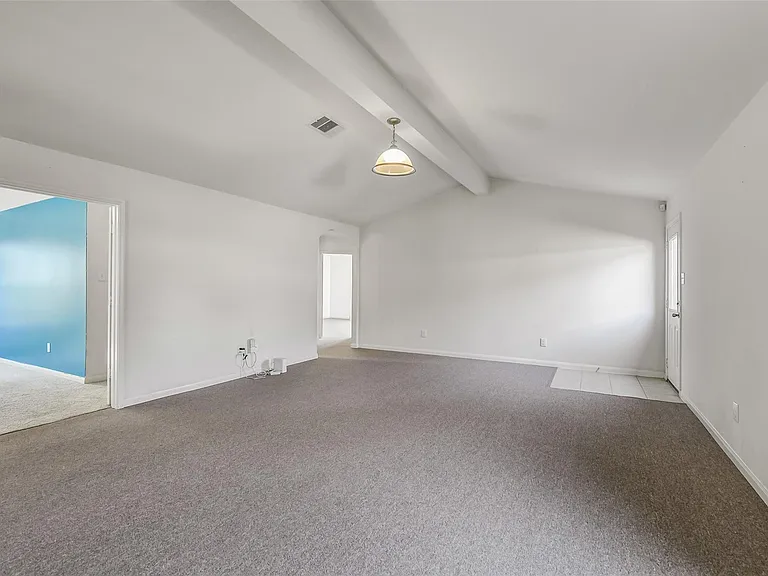 22719 Tabberts Way — Photo 3