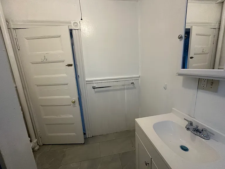 26 N Main St #4 — Photo 11