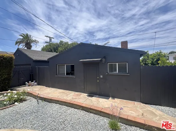 8347 Loyola Blvd, Los Angeles, CA 90045