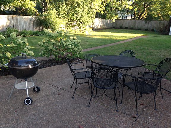 5th image of 1548 Winnetka Ave