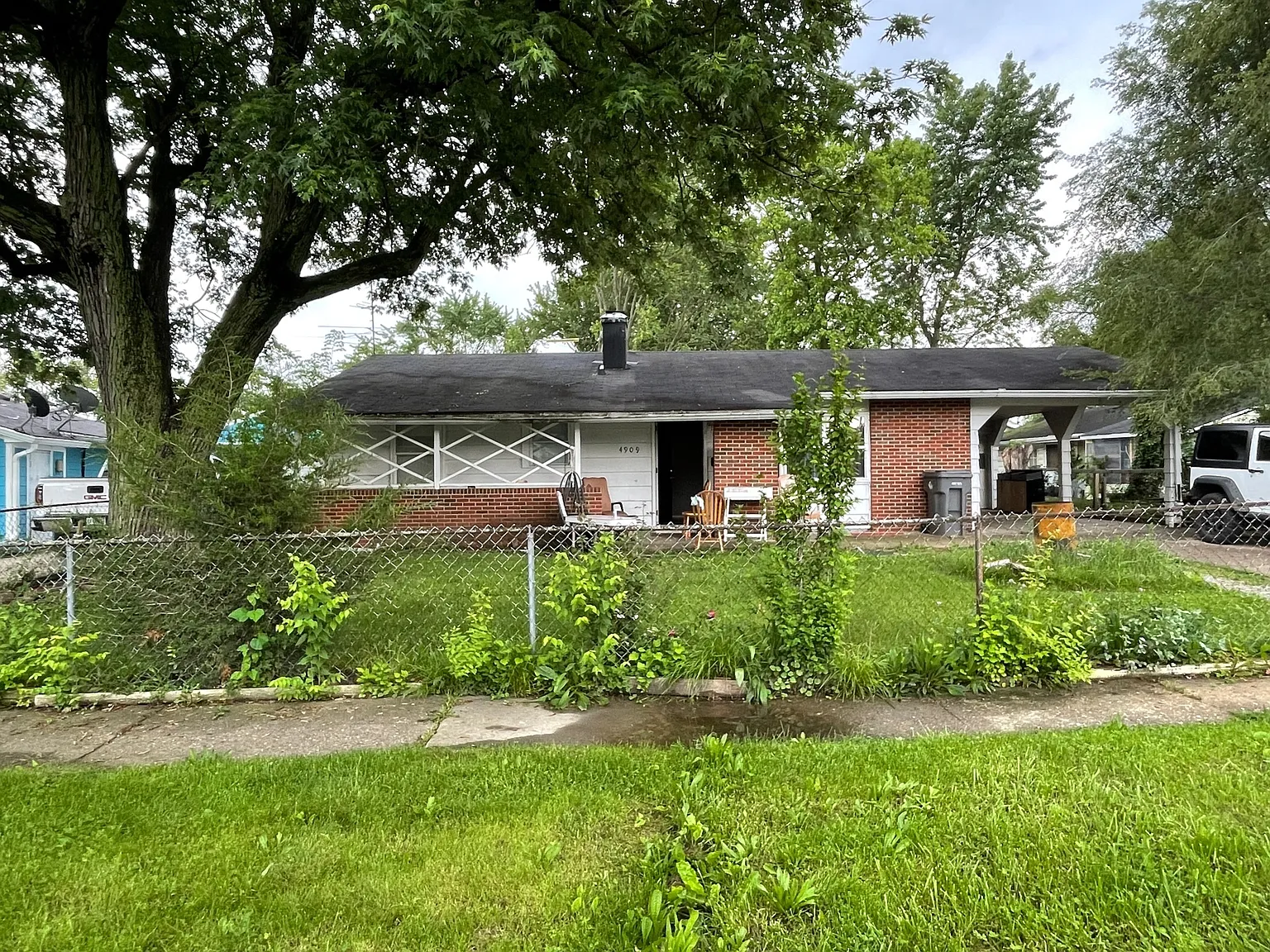 4909 Thrush Dr photo 1