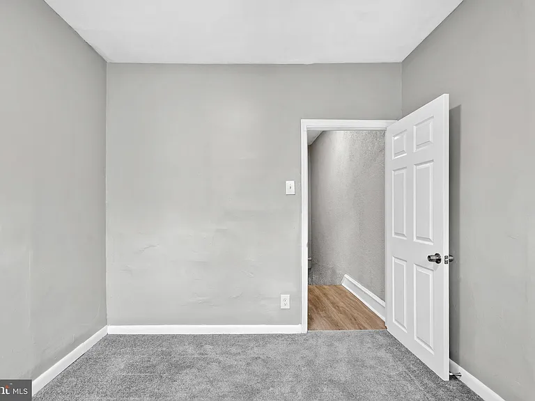2352 N Colorado St — Photo 13