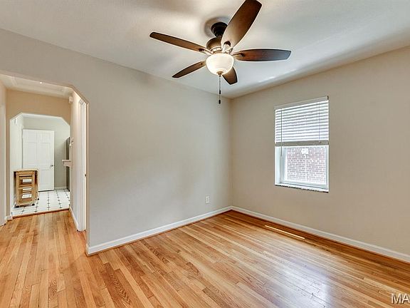 4th image of 1528 Cutter Ave