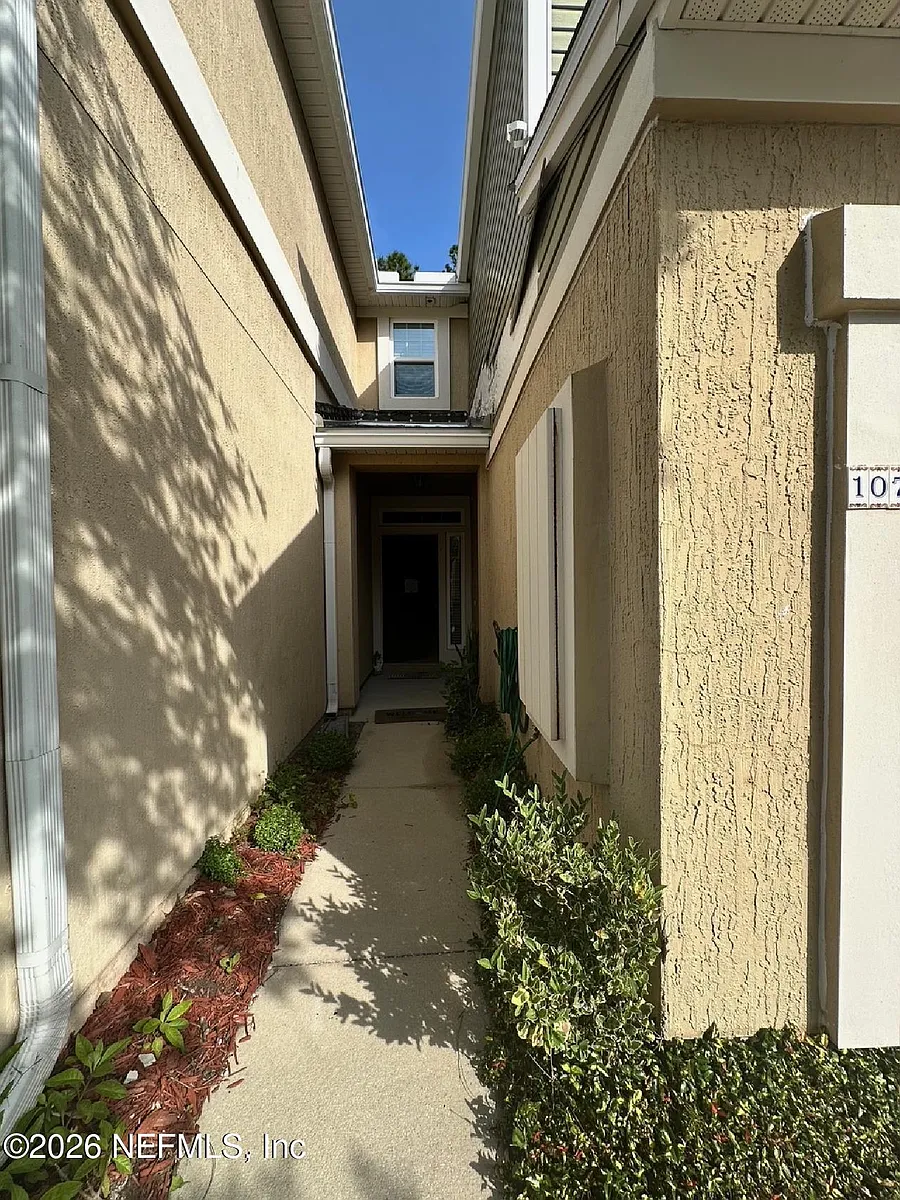 Building Photo - 107 San Briso Way