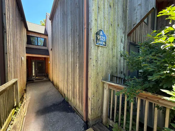 9525 S Pointe Lasalles Dr #86, Bloomington, IN 47401
