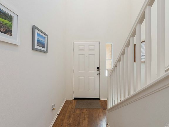 3rd image of 24234 Hazelnut Ave