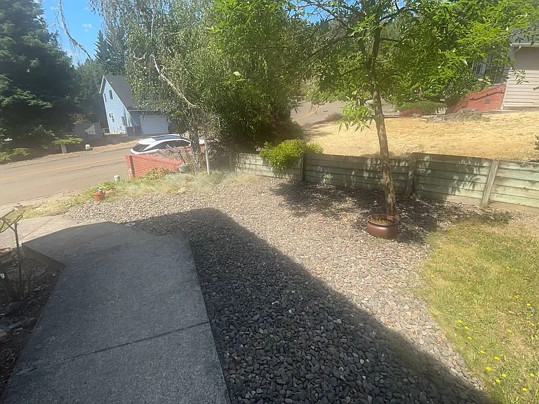 2791 NW Kline St — Photo 5