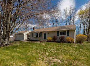 4 Henrietta St, Rochester, NH 03867