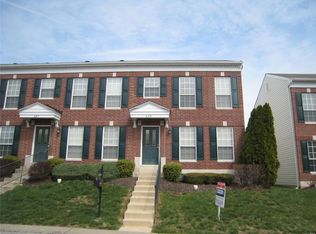 435 Parkview Place Dr, Ballwin, MO 63021