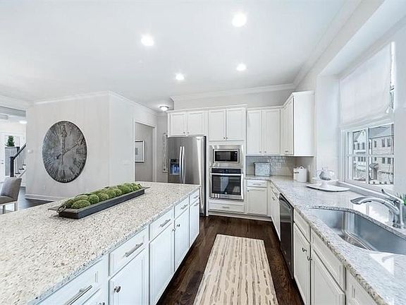 2nd image of 2464 Skyland Dr NE #33