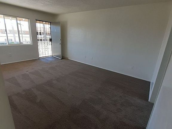 3rd image of 577 Flower St Unit E