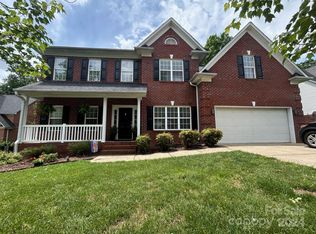 2729 Firethorn Ct, Gastonia, NC 28056