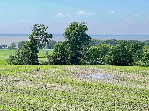 Johnsburg Rd, Fond Du Lac, WI 54937