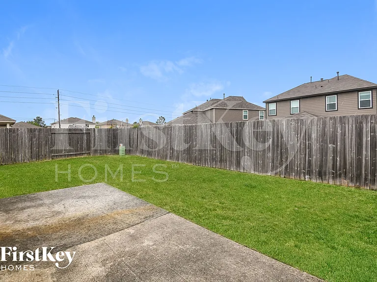 23342 Peerless Dr — Photo 14