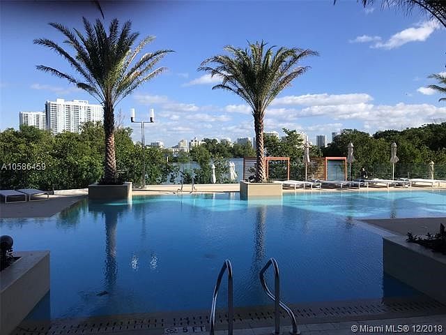 Main Pool overlooking the Bay of Maule Lake