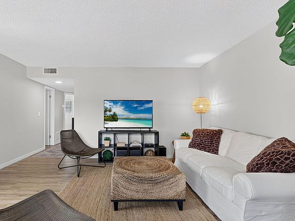 3rd image of 2929 SE OCEAN Boulevard #108-5