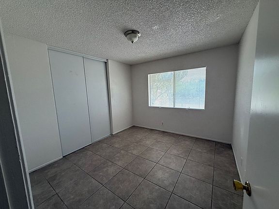 5th image of 15991 N Culver Rd