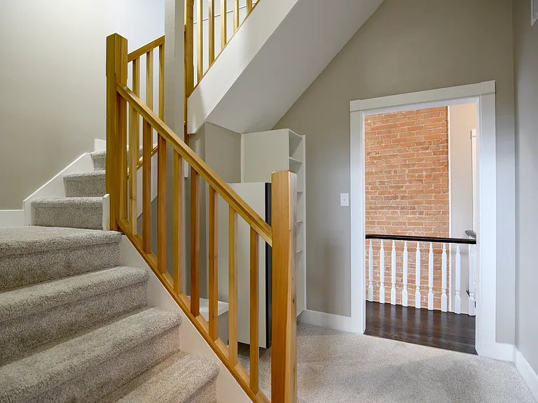817 Considine Ave — Photo 37