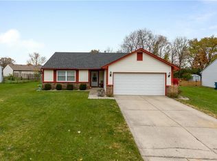 6613 Pike View Dr, Indianapolis, IN