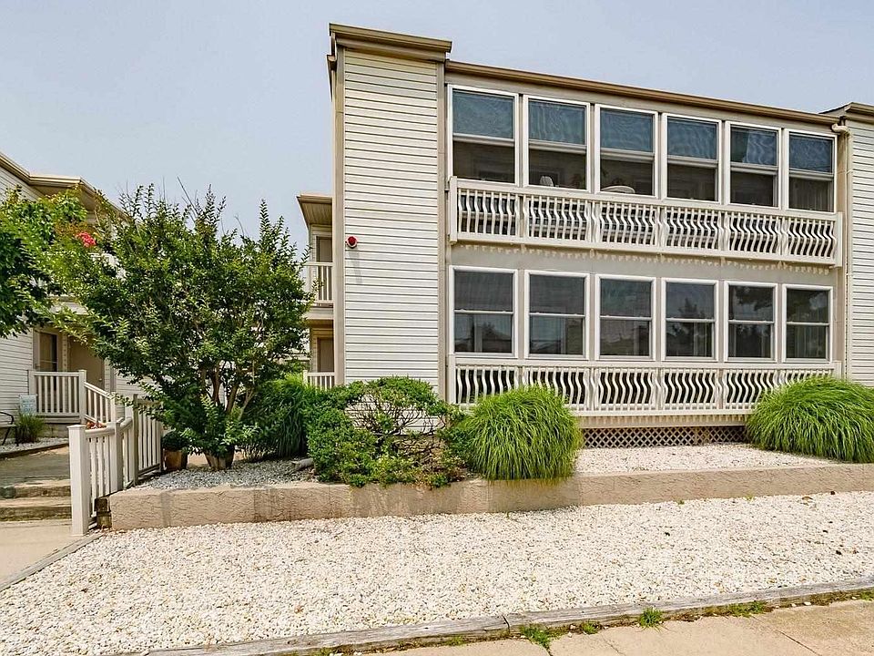 1st image of 4420 West Ave Unit 4420
