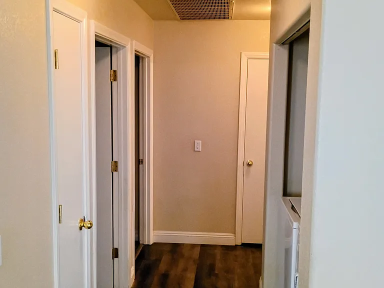 Hallway to rooms