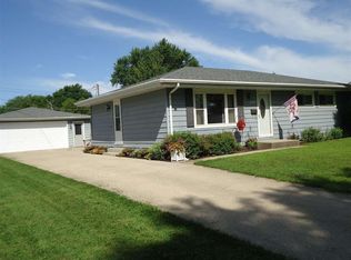 1240 Monterey Ln, Janesville, WI 53546