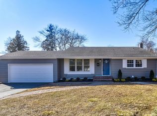 20 Harvey Ave, Lincroft, NJ 07738