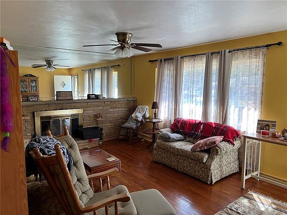 5th image of 175 Pamela Ave