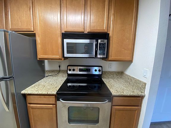 5th image of 7190 Shoreline Dr #6212